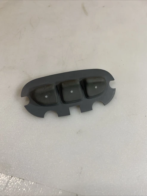1996-2005 Chevrolet Astro Used Overhead Console