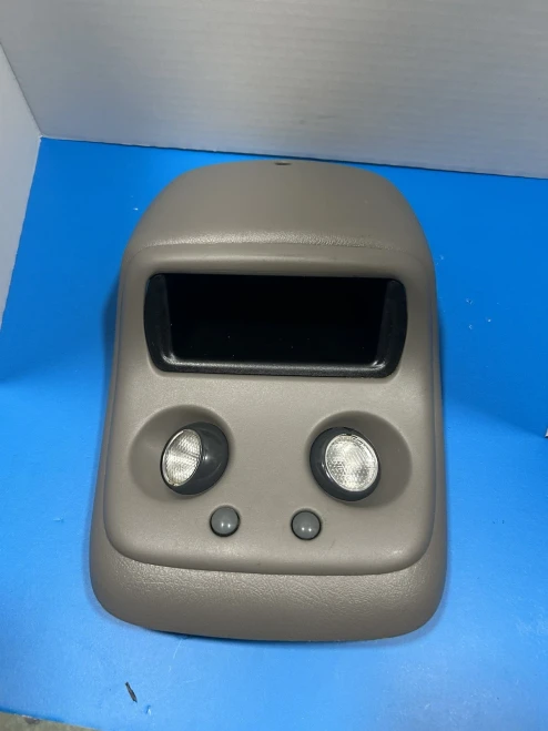 1999-2002 Chevrolet / GMC Silverado / Sierra Gray Used OEM Overhead Console