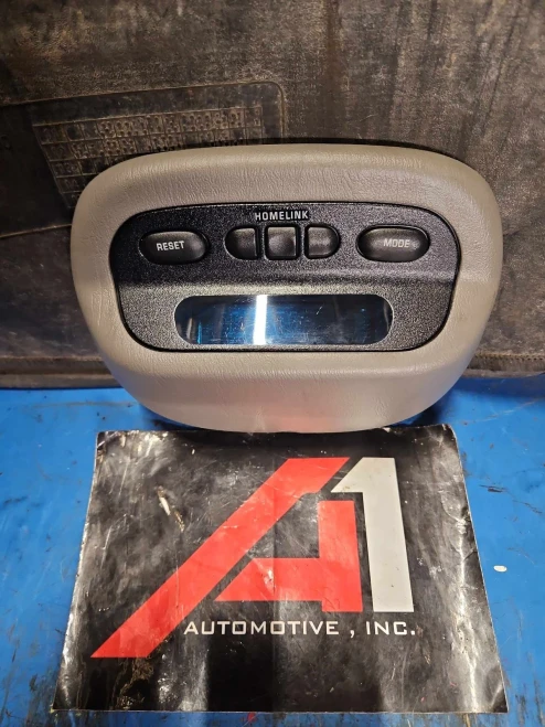 2000-2005 Chevrolet Impala Front With Display Gray Used OEM Overhead Console