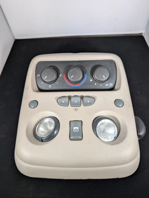 2000-2006 Chevrolet / GMC Suburban / Tahoe / Yukon Homelink With Climate Controls Used OEM Overhead Console