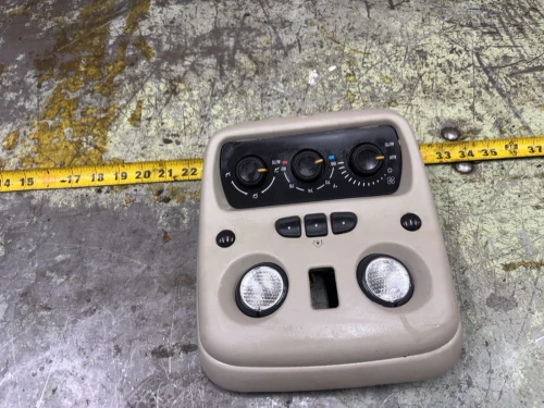 2003-2006 Chevrolet / GMC Suburban Rear Used Overhead Console