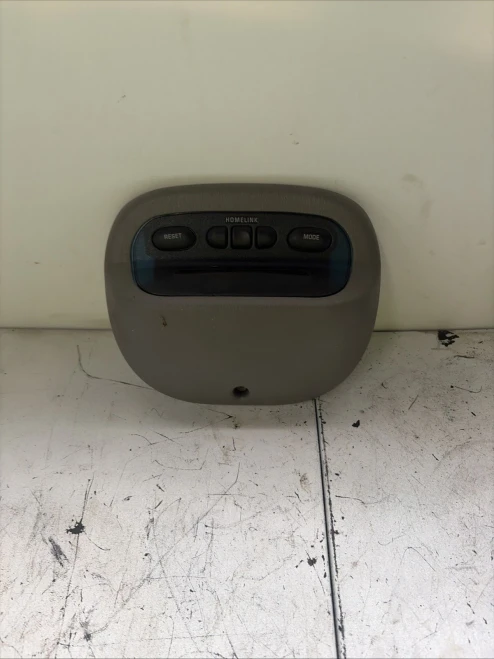 2005 Chevrolet Impala Homelink With Display Used OEM Overhead Console