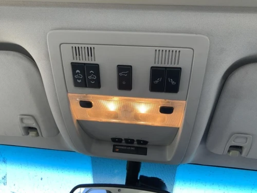 2007 Chevrolet Tahoe Sunroof Used OEM Overhead Console