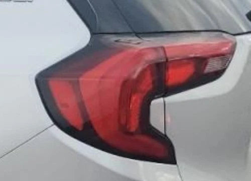 2018-2021 GMC Terrain LH Driver Quarter Panel Mounted Tail Light Lamp OEM used OEM tail light assembly