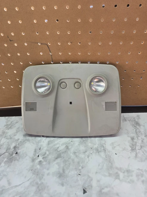 2011-2015 Chevrolet Traverse Used OEM Overhead Console