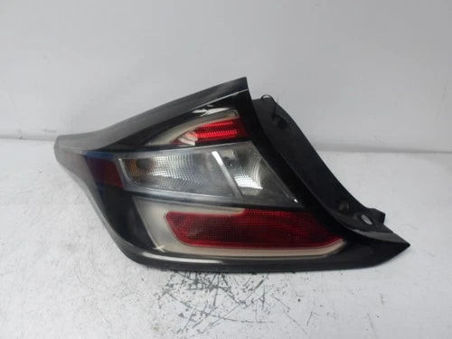 2016-2019 Chevrolet Volt Driver LH Tail Light Lamp OEM used OEM tail light assembly