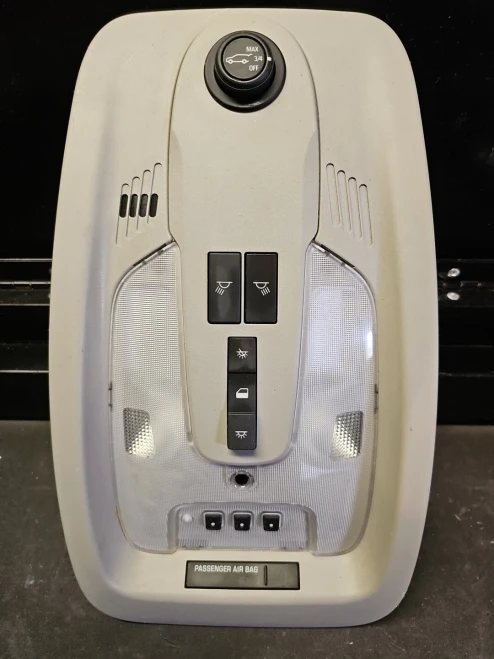 2014, 2017 Chevrolet Equinox Used OEM Overhead Console 13501109