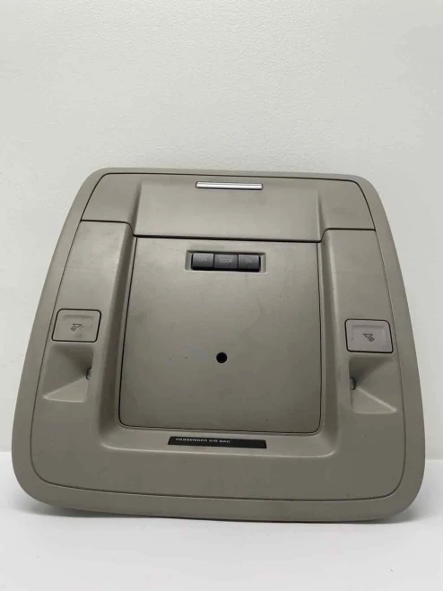 2014-2019 Chevrolet Silverado Front Without Sunroof Used Overhead Console