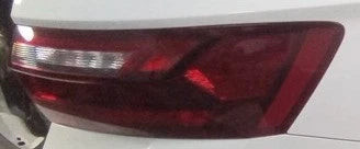 2020-2024 Volkswagen Jetta RH Passenger Quarter Panel Mounted Tail Light Lamp used OEM tail light assembly