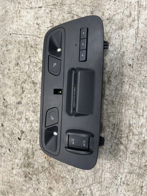2017 Chevrolet Camaro Black Used OEM Overhead Console