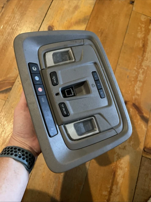 2019 Chevrolet Silverado Front Sunroof Used Overhead Console