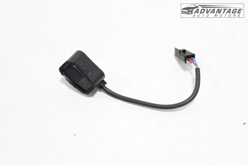 2024-2026 Chevrolet Trailblazer With Microphone Used OEM Overhead Console