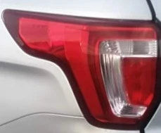 2016-2019 Ford Explorer LH Driver Tail Light Lamp OEM used OEM tail light assembly