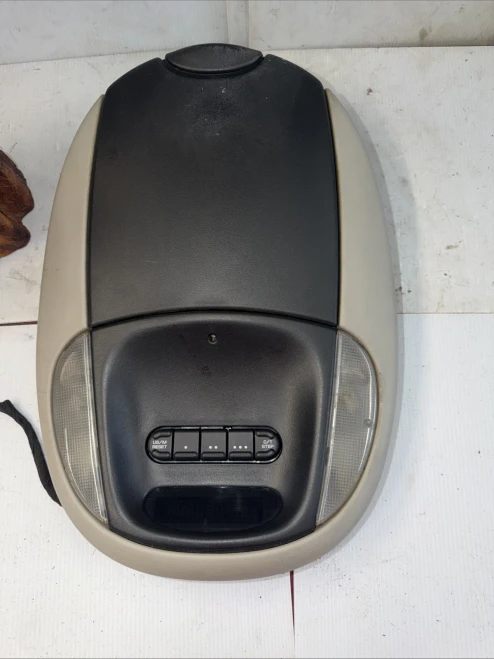2001-2007 Chrysler / Plymouth Town Country / Voyager Used Overhead Console 04685699AC