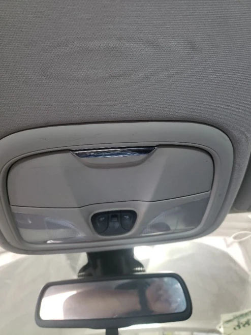 2015-2017 Chrysler 200 Front Without Sunroof Tan Used Overhead Console