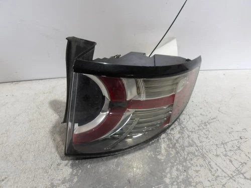 2015-2019 Land Rover Discovery Sport Passenger RH Tail Light Lamp OEM used OEM tail light assembly