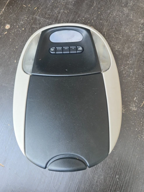 2005 Dodge Grand Caravan Used Overhead Console 5093871AC