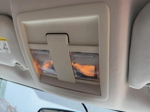 2007-2011 Dodge Nitro Front Without Sunroof Used Overhead Console