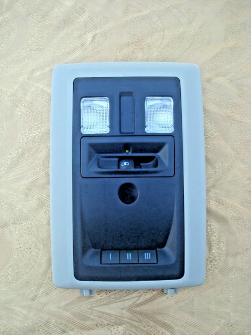 2009-2018 Dodge Ram 1500 Homelink Used OEM Overhead Console