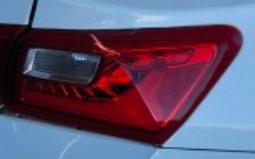 2016-2018 Chevrolet Malibu RH Passenger Quarter Panel Mounted Tail Light Lamp used OEM tail light assembly
