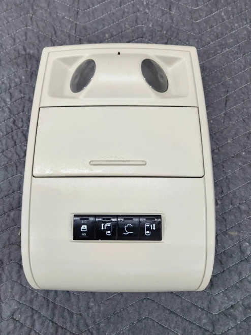 2013 Dodge Caravan Used Overhead Console