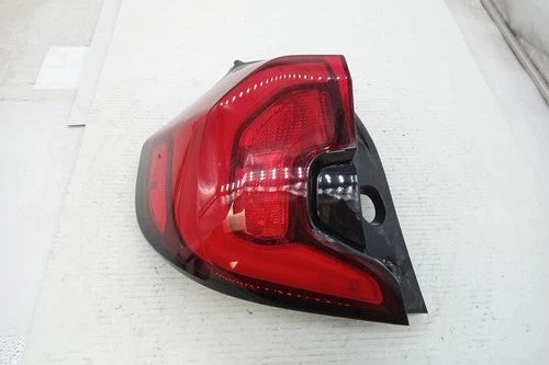 2018 GMC Terrain Driver LH Tail Lamp Quarter Panel Mounted OEM used OEM tail light assembly