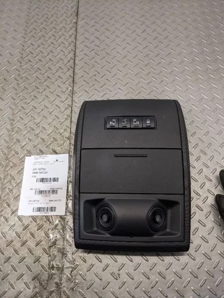 2017 Dodge Caravan Without Sunroof Black Used Overhead Console