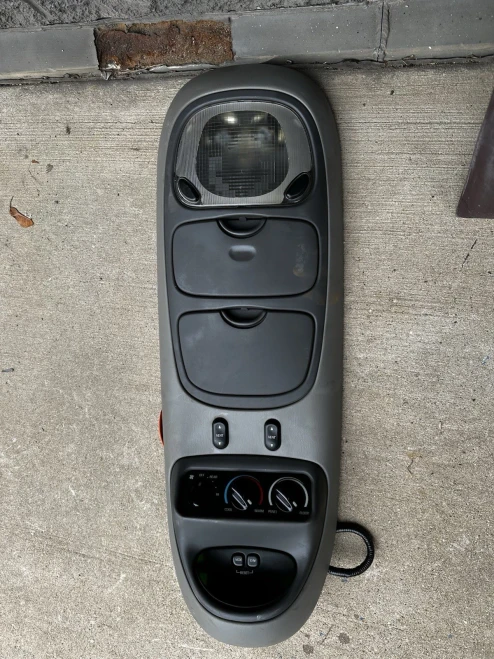 1997-2002 Ford Expedition / Excursion Gray Used OEM Overhead Console