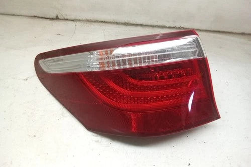 08 2008 Lexus LS460 Driver LH Tail Light Lamp OEM used OEM tail light assembly