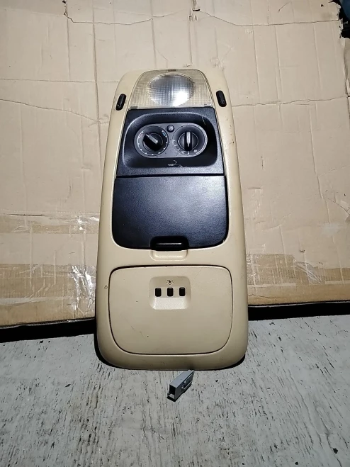2002-2010 Ford / Mercury Explorer / Mountaineer Used Overhead Console