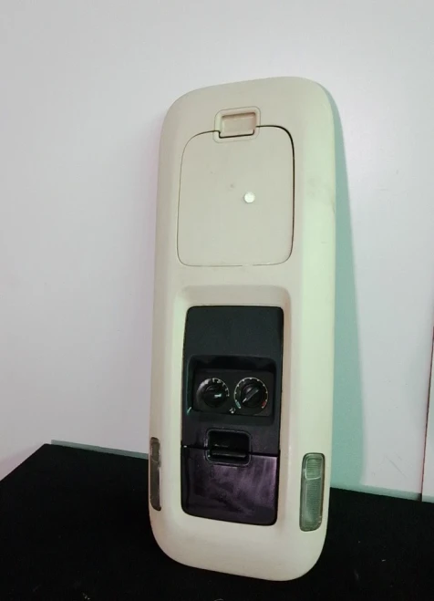 2003-2006 Ford Expedition With Climate Controls Used OEM Overhead Console