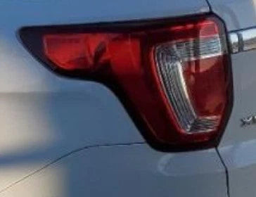 2016-2019 Ford Explorer LH Driver Tail Light Lamp OEM used OEM tail light assembly