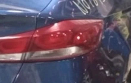 2017-2018 Hyundai Elantra Passenger RH Quarter Tail Light Tail Lamp OEM used OEM tail light assembly