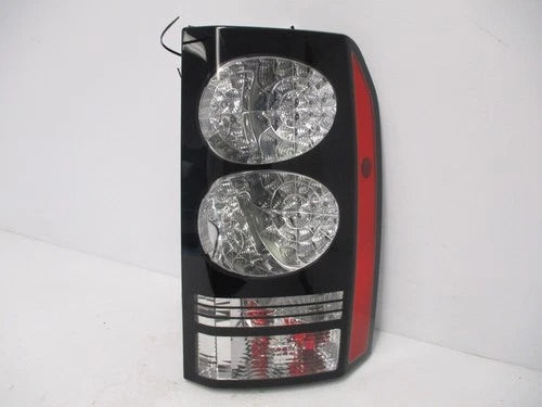 2014 2015 2016 Land Rover LR4 Passenger RH Tail Lamp OEM used OEM tail light assembly
