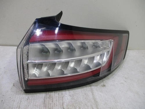 2015 2016 2017 2018 Ford Edge Passenger RH Tail Lamp OEM used OEM tail light assembly