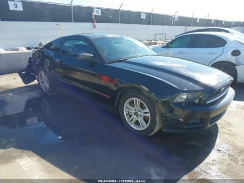 2014 Ford Mustang Used OEM Overhead Console DR3Z63519A70AA
