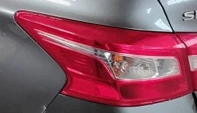 2016-2019 Nissan Sentra LH Driver Quarter Panel Mounted Tail Light Lamp OEM used OEM tail light assembly