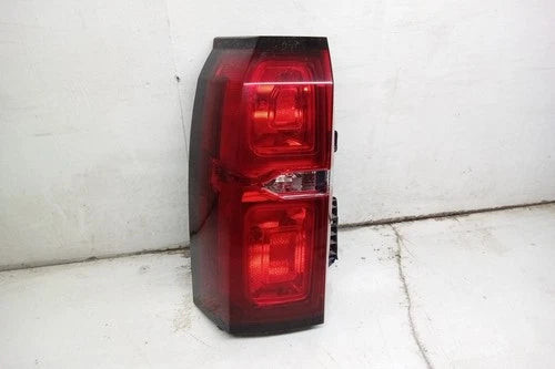 18 2018 Chevrolet Tahoe Driver LH Tail Light Lamp OEM used OEM tail light assembly