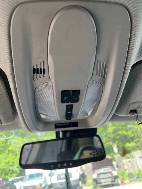 2010-2011 GMC Terrain Front Used Overhead Console