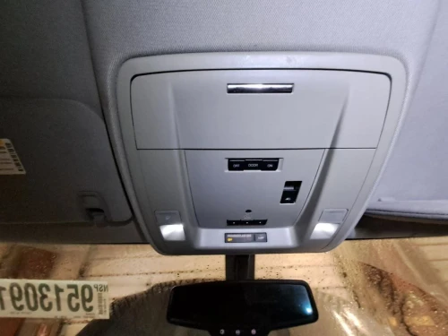 2014-2019 GMC / Chevrolet Sierra / 1500 Pickup Front Used Overhead Console 3821495