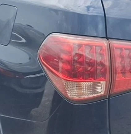 2015-2017 Infiniti QX80 Quarter Mount Driver LH Tail Light Lamp OEM OEM used OEM tail light assembly