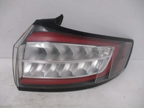 2015 2016 2017 2018 Ford Edge Passenger RH Tail Lamp OEM used OEM tail light assembly