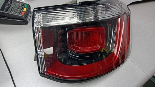2023-2024 Jeep Cherokee Quarter Mount Tail Lamp Light Passenger RH Side OEM used OEM tail light assembly