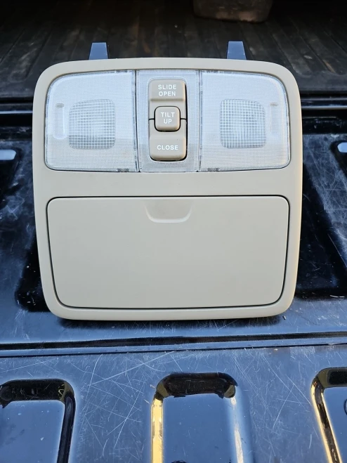 2007-2010 Hyundai Elantra Sunroof Beige Used OEM Overhead Console