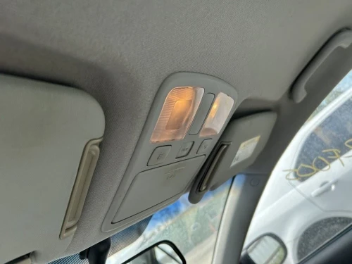 2010-2011 Hyundai Accent Front Without Sunroof Used Overhead Console