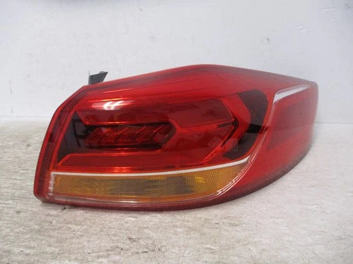 2017 2018 Hyundai Elantra Sedan Sport 1.6LT Passenger RH LED Tail Lamp OEM used OEM tail light assembly