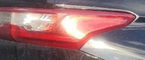 2018-2021 Chevrolet Traverse RH Passenger Quarter Panel Mounted Tail Light Lamp used OEM tail light assembly