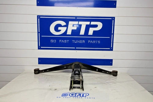 04-07 SUBARU WRX STI OEM REAR DIFFERENTIAL CRADLE T-FRAME SUBFRAME ASSEMBLY used OEM rear differential carrier