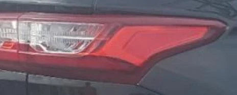 2018-2021 Chevrolet Traverse RH Passenger Quarter Panel Mounted Tail Light Lamp used OEM tail light assembly