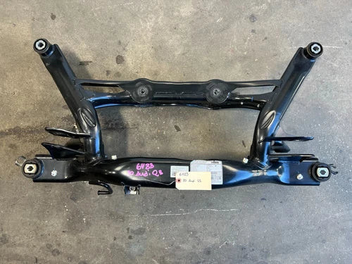 2019 - 2022 AUDI Q3 AWD REAR UNDERCARRIAGE SUBFRAME CROSSMEMBER OEM 5Q0505235J used OEM rear subframe and crossmember